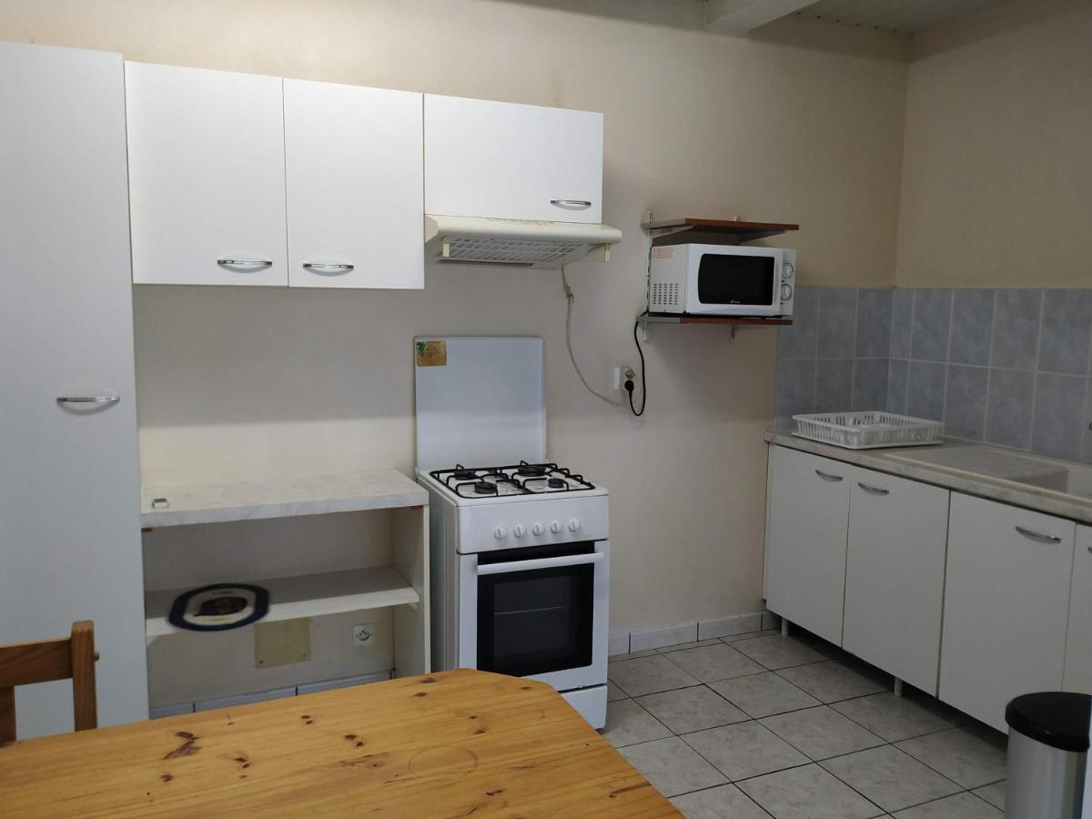 Апартаменты F2 Rez De Jardin Carbet Ле-Карбе Экстерьер фото