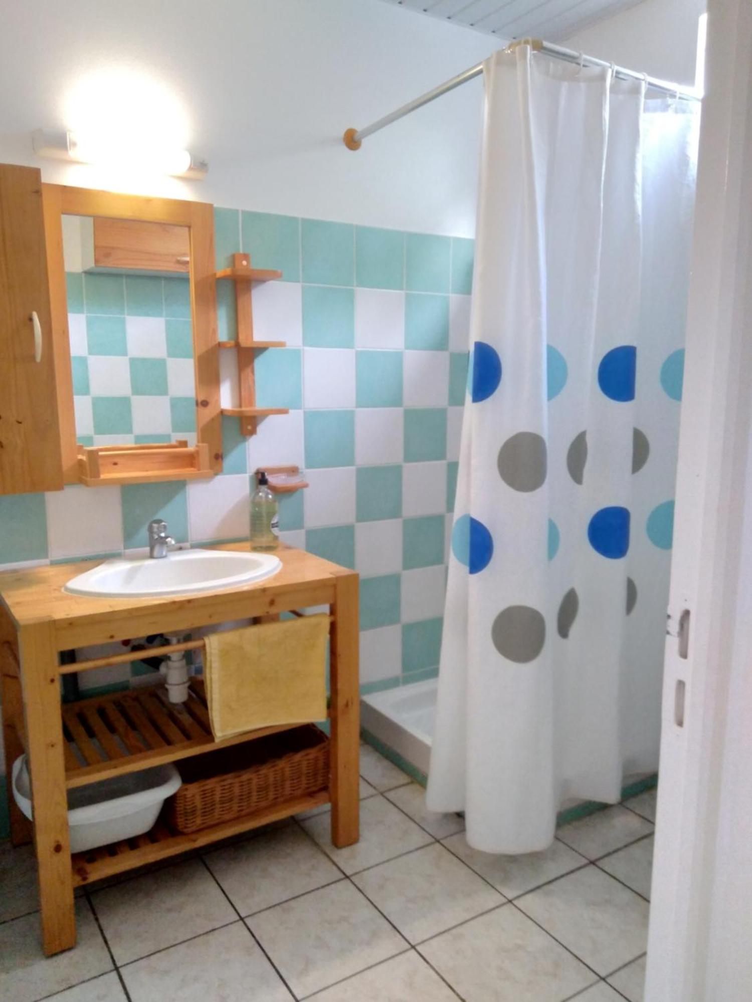 Апартаменты F2 Rez De Jardin Carbet Ле-Карбе Экстерьер фото